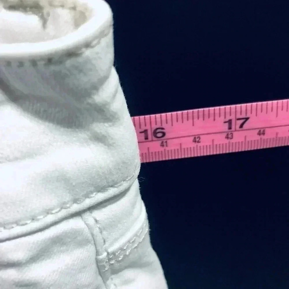 Ann Taylor Modern Fit, cuffed, 5 pocket, Belt loop,cotton stretch,summer white - Picture 3 of 9